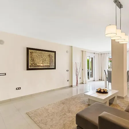 3 Bedroom Beautiful In Appartement
