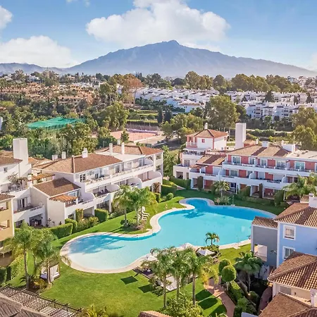 Appartement 3 Bedroom Beautiful In *